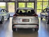 NISSAN - KICKS - 2023/2024 - Prata - R$ 116.000,00
