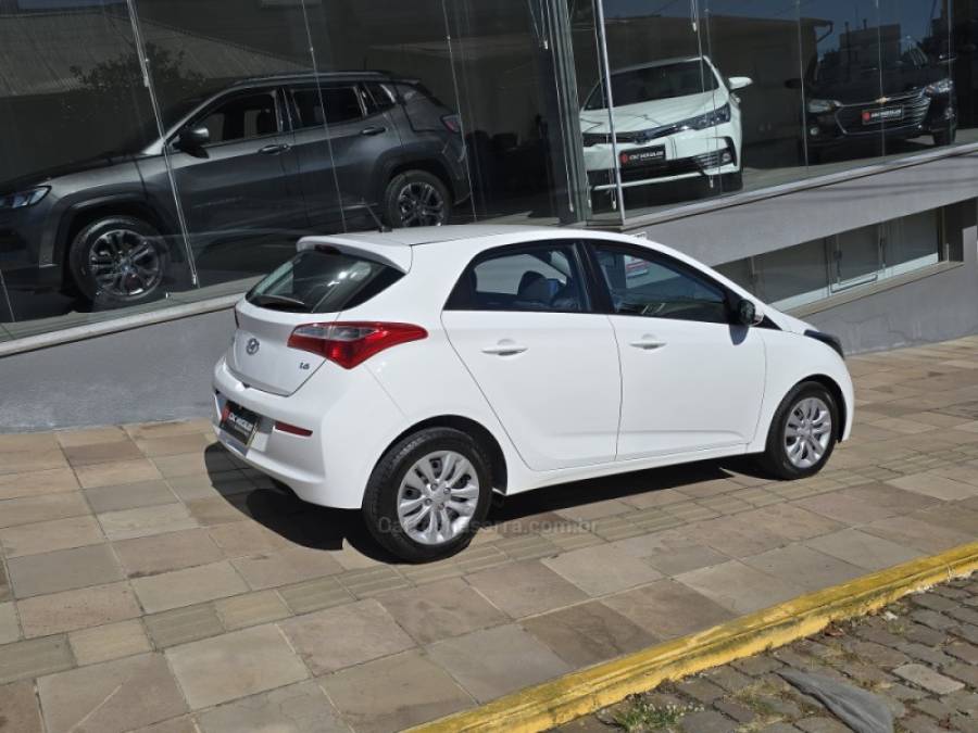 HYUNDAI - HB20 - 2017/2017 - Branca - R$ 59.000,00