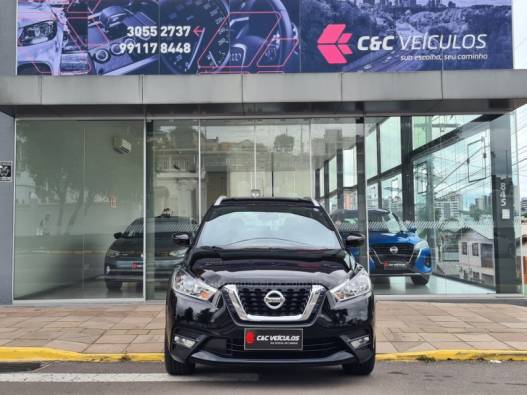 NISSAN - KICKS - 2017/2018 - Preta - R$ 84.000,00