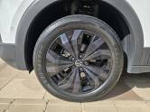 VOLKSWAGEN - T-CROSS - 2023/2024 - Branca - R$ 149.000,00