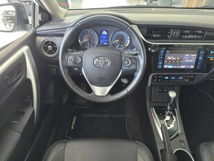 TOYOTA - COROLLA - 2019/2019 - Branca - R$ 109.000,00