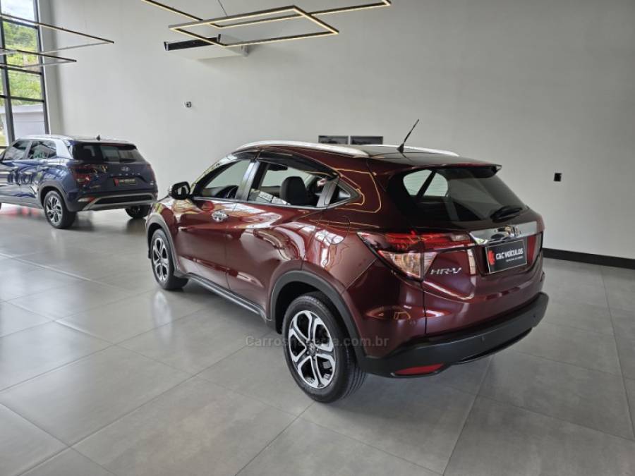 HONDA - HR-V - 2018/2018 - Vermelha - R$ 103.000,00