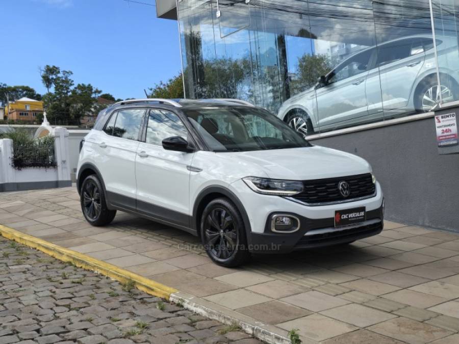 VOLKSWAGEN - T-CROSS - 2023/2024 - Branca - R$ 149.000,00