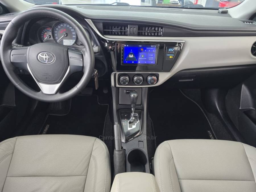 TOYOTA - COROLLA - 2019/2019 - Branca - R$ 92.500,00