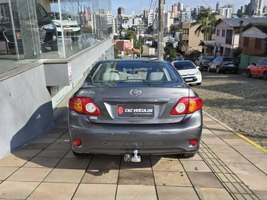 TOYOTA - COROLLA - 2010/2010 - Cinza - R$ 59.000,00