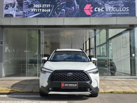 TOYOTA - COROLLA - 2023/2024 - Branca - R$ 159.000,00