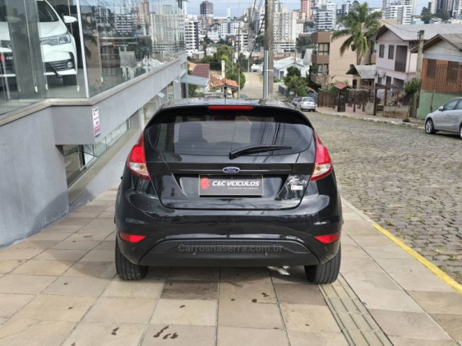 FORD - FIESTA - 2019/2019 - Preta - R$ 59.500,00