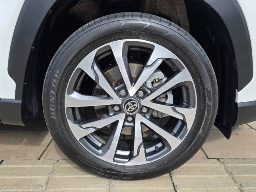 TOYOTA - COROLLA - 2023/2024 - Branca - R$ 159.000,00