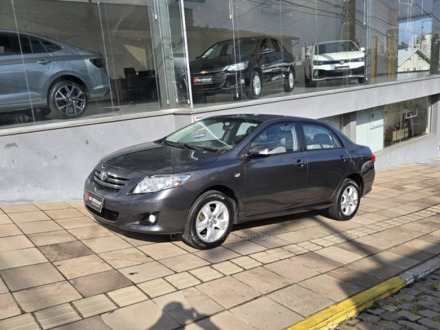TOYOTA - COROLLA - 2010/2010 - Cinza - R$ 59.000,00