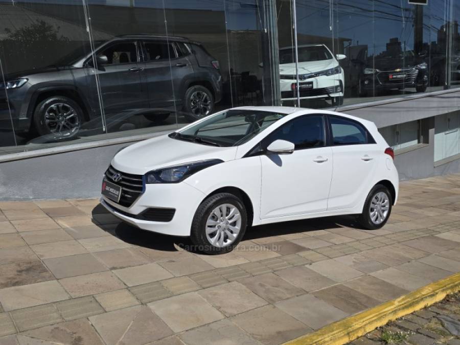 HYUNDAI - HB20 - 2017/2017 - Branca - R$ 59.000,00