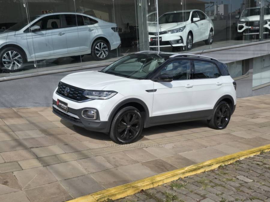 VOLKSWAGEN - T-CROSS - 2023/2024 - Branca - R$ 149.000,00